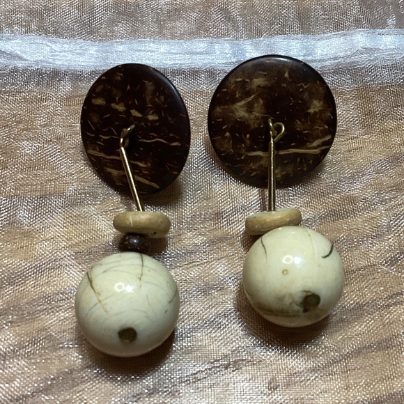 Jewelry - Dangle Earrings Bohemian Brown & Cream Wooden Button Style Vintage